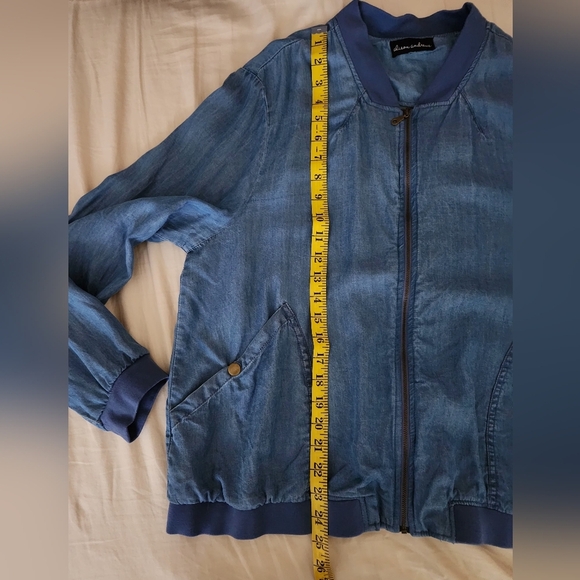 Alison Andrews Bomber Jacket Chambray - Picture 9 of 9